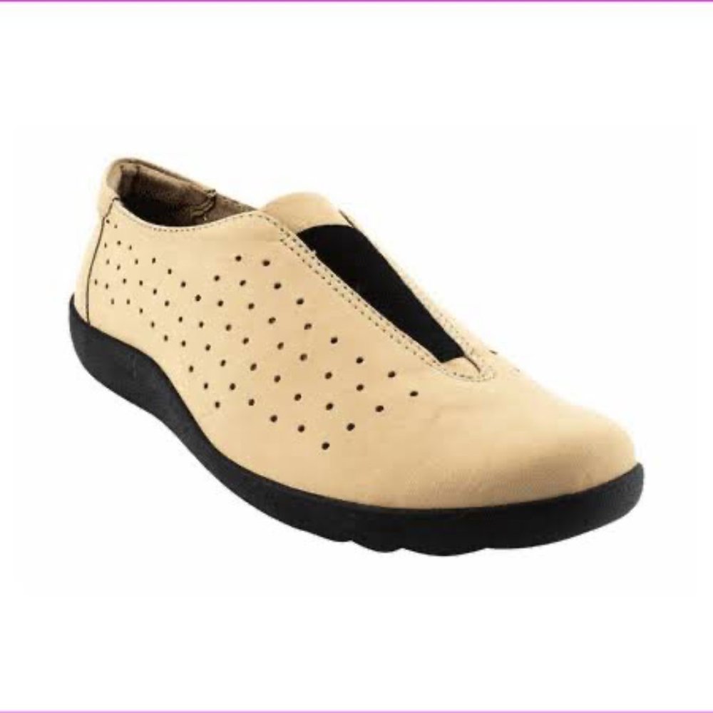 CLARKS Medora Gemma Slip-on Nubuck Loafer Sand